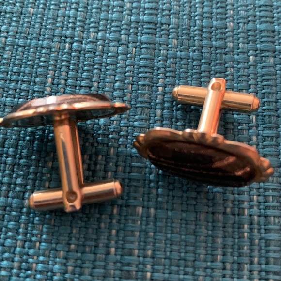 Gold and Brown Cufflinks - Picture 2 of 3